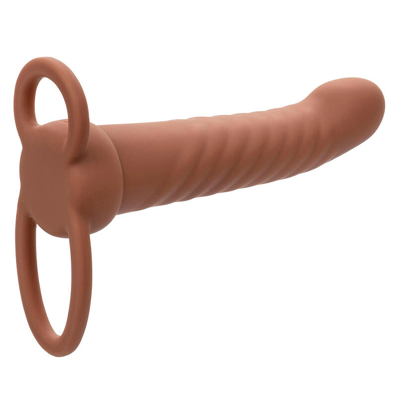 CALEXOTICS - MAXX DOUBLE RIBBED PENETRATOR 10 VIBRATIONS MULATO